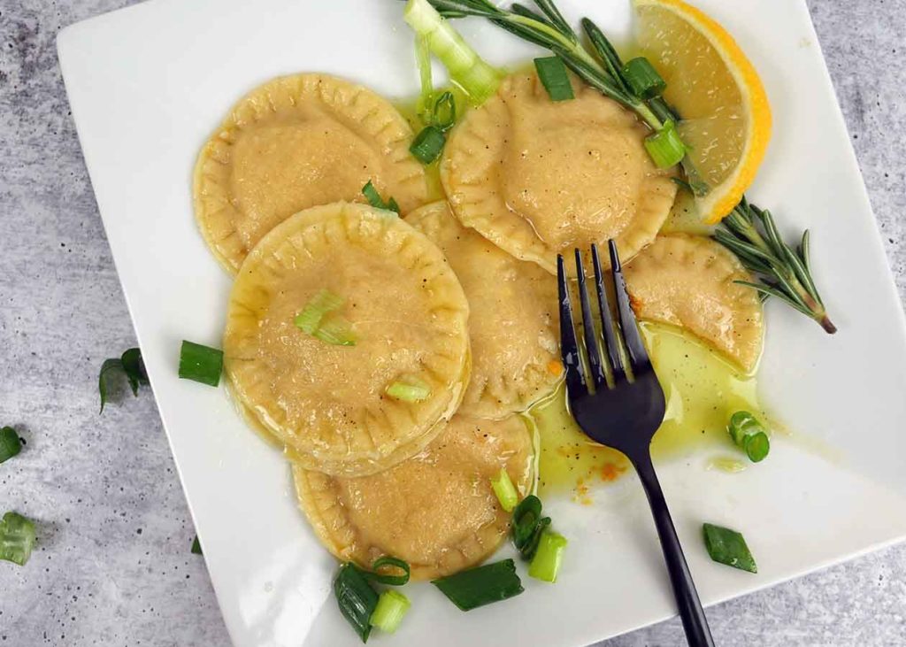 Gluten free butternut squash ravioli recipe by Roaring Spork